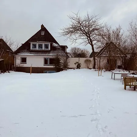 Semesterbostad Heidelodge Nebel